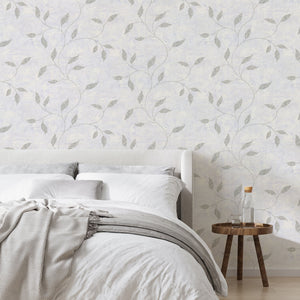 Boutique-Ornamental-Leaf-Silver-Heavyweight-Vinyl-Wallpaper-by-Graham-Brown-128811