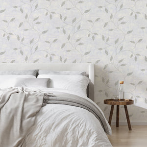 Boutique-Ornamental-Leaf-Silver-Heavyweight-Vinyl-Wallpaper-by-Graham-Brown-128811
