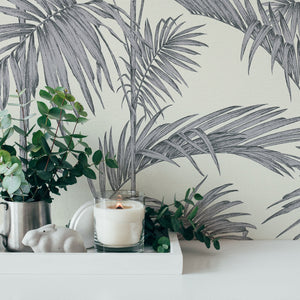 Metropolitan-Stories-Lola-Palm-Silver-Wallpaper-by-AS-Creation-36919-2